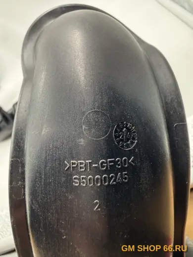 Патрубок интеркулера выпускной GM 39202871, Патрубки наддува и уплотнения, General Motors для Opel Astra J — фото 3 из 5