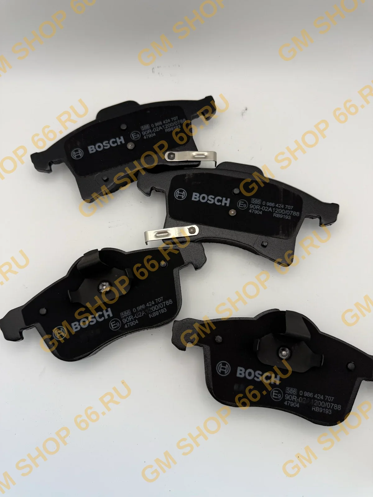 Колодки тормозные передние Bosch 0986424707 для Opel Astra H/Zafira B — фото 1 из 2