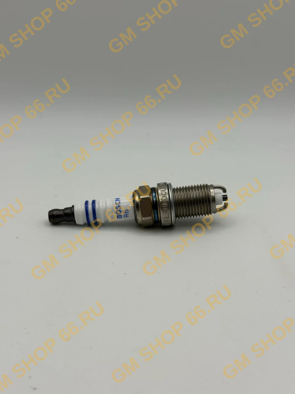Свеча зажигания ZZ24SED Bosch 0242229654 для Opel Astra G/Zafira A/Vectra C/Antara; Chevrolet Captiva — фото 1 из 4