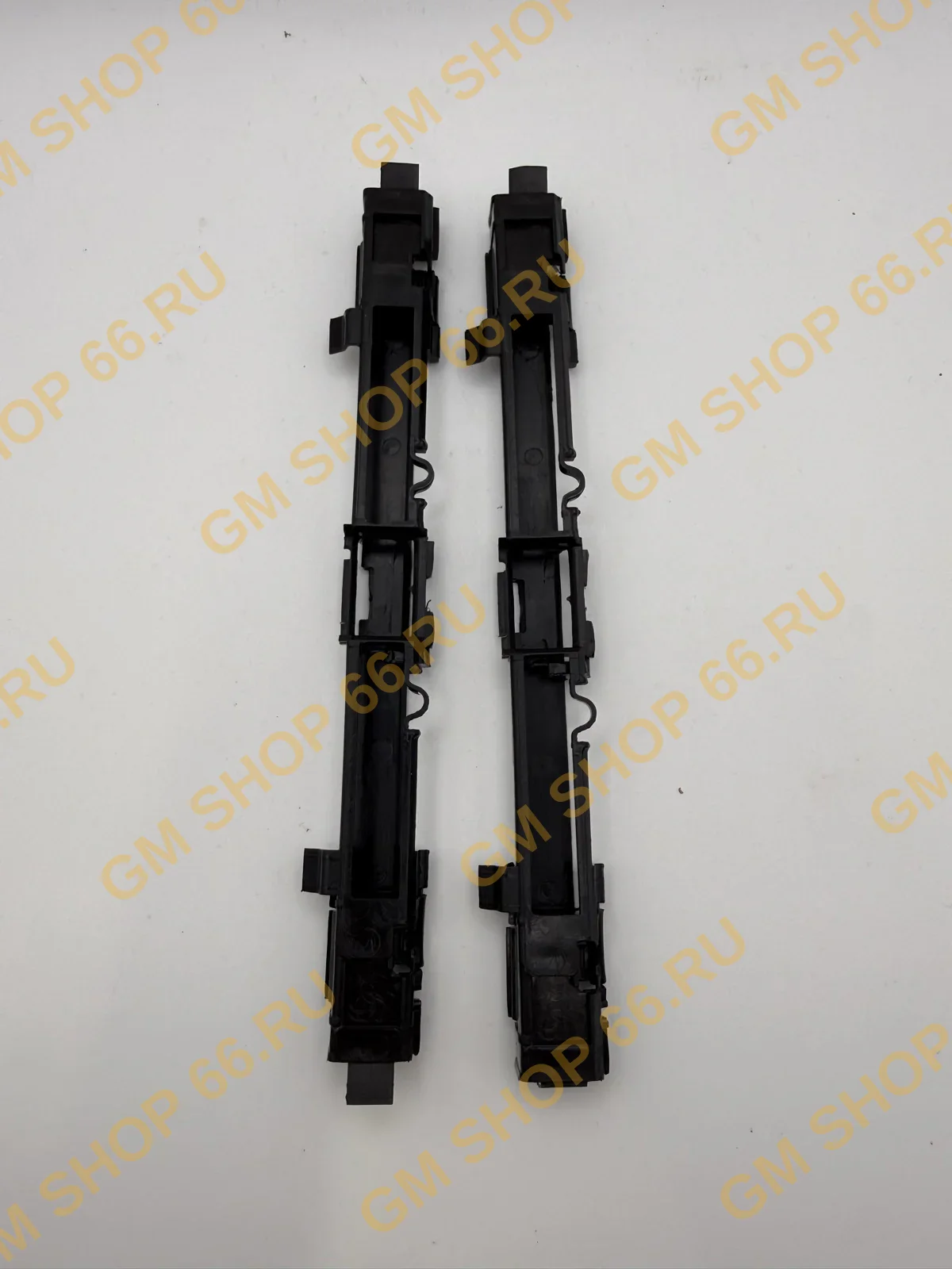 Заглушка крепления багажника передняя Basbug BSG65922090 для Opel Astra H/Zafira B — фото 1 из 2