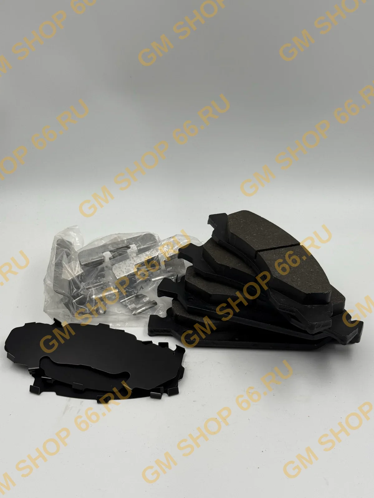 Колодки тормозные передние ICER 182138 для Cadillac Escalade/Chevrolet Tahoe — фото 1 из 2