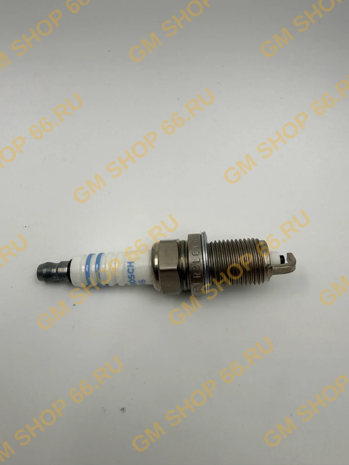 Свеча зажигания Bosch 0242225580 для Opel Astra J — фото 1 из 3