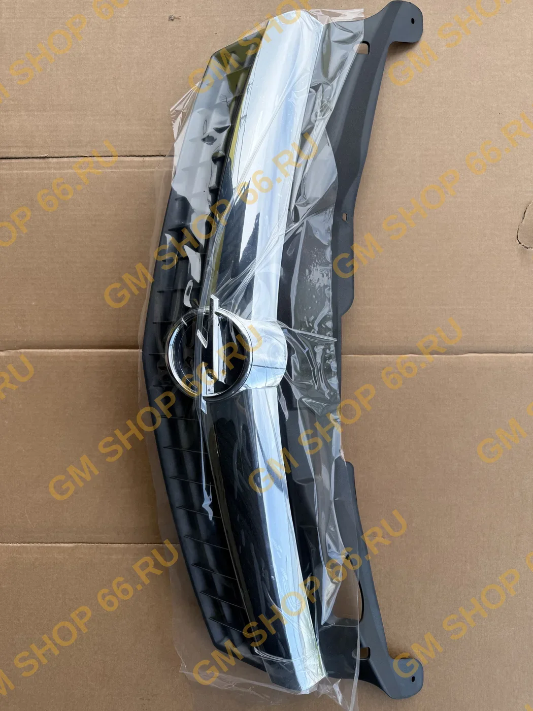 Решетка радиатора china 13247083NEW, Наружная отделка и аксессуары для Opel Astra H — фото 1 из 2