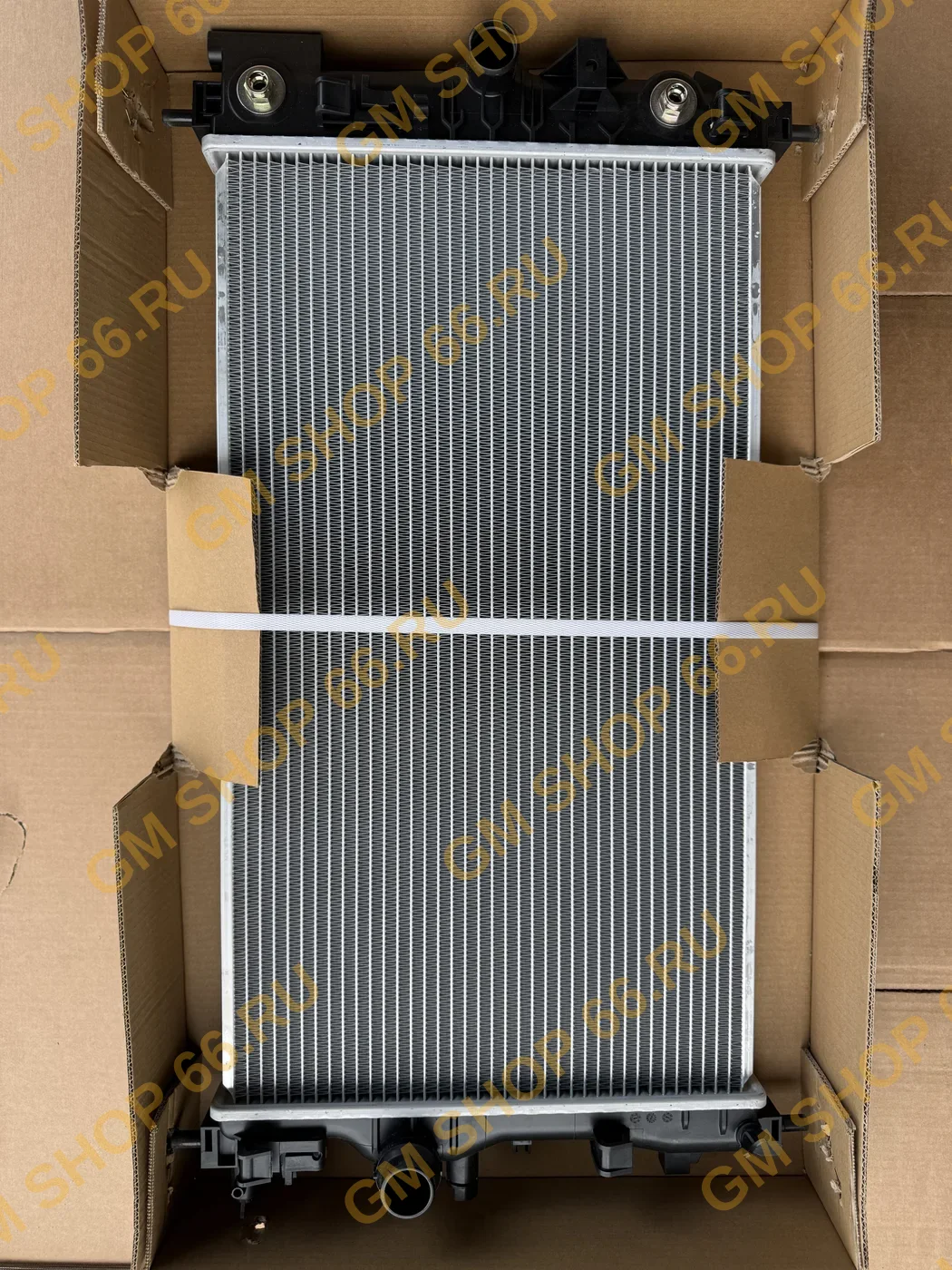 Радиатор охлаждения General Parts GP1300306 для Opel Astra J/Chevrolet Cruze — фото 1 из 4