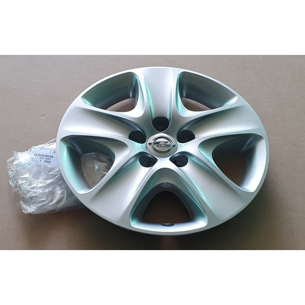 Колпак колесный GM 13337257, Кузов и салон, General Motors для Opel Zafira B, Meriva B, Astra H